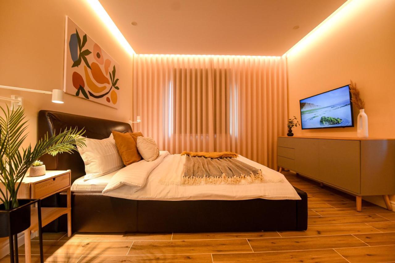 Green Leafy Brasov - Ideal 2 Bedroom Apartment エクステリア 写真